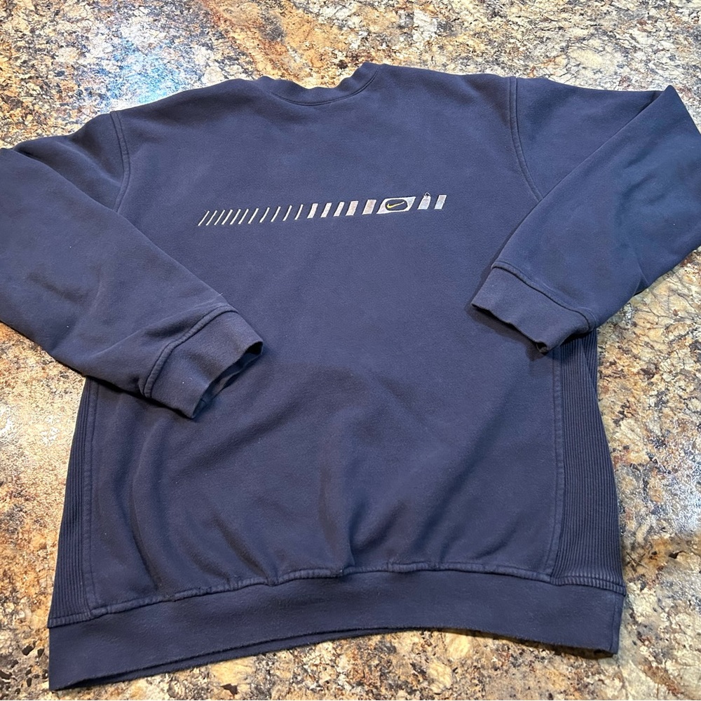 Men’s Nike pull over